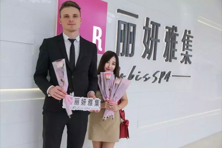粉色勞斯萊斯190cm男模！馬當路這家殿堂級SPA館白富美搶著去