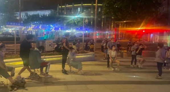 抖音達人探店上海盲人按摩達人探店講述疫情之下的自救