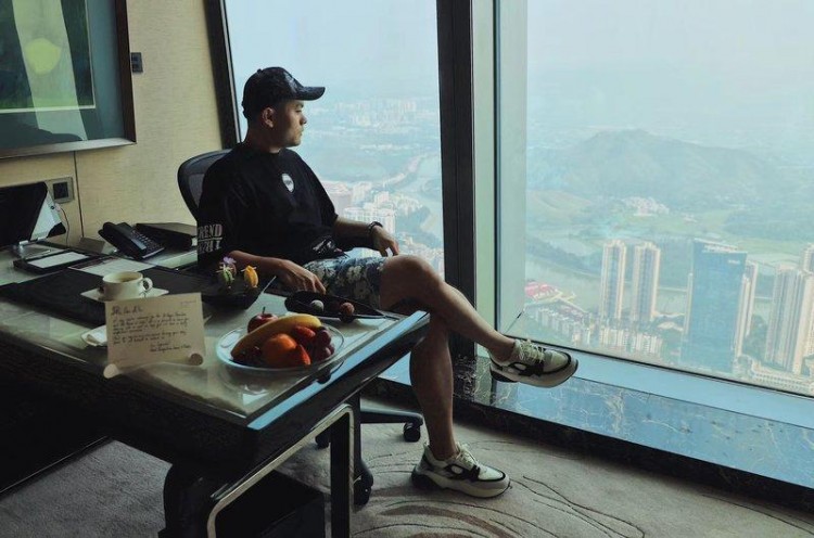 帶朋友訪深第一站當然是云上深圳瑞吉