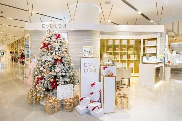 EVELOM成都首店入駐IFS奢寵發光之旅臻耀啟程