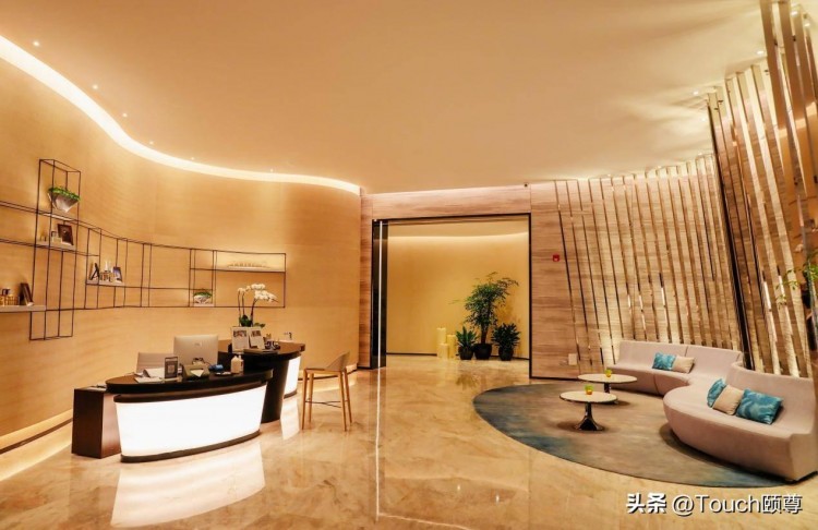 頤尊TOUCH|深圳萬麗灣店·盡享動感炫彩的美好體驗