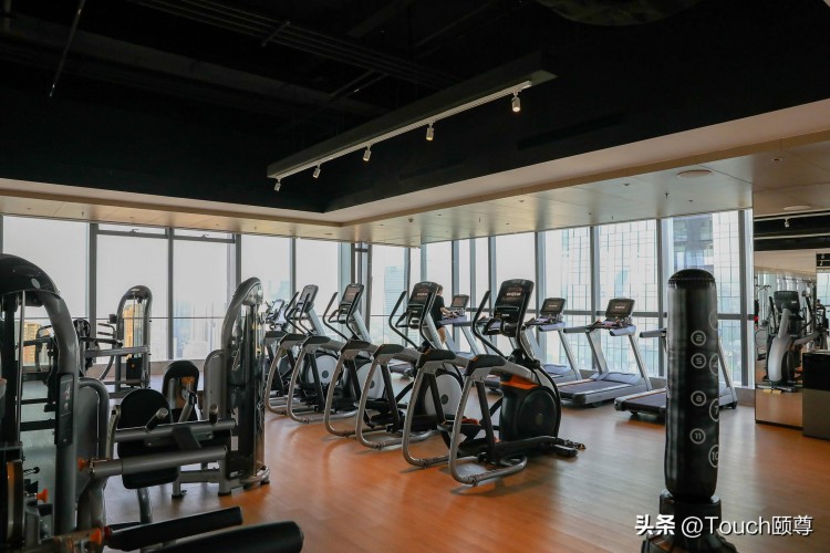 頤尊TOUCH|深圳萬麗灣店·盡享動感炫彩的美好體驗
