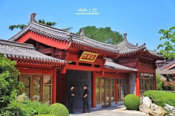 入住華清御湯感受帝王的視野享受尊榮的溫泉體驗服務(wù)