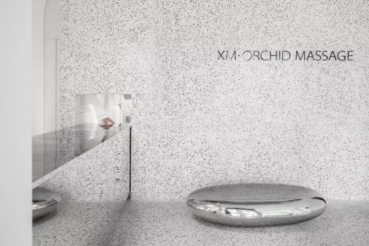 140㎡鏡水花月一個創紀元的SPA館｜南京缐狀建筑設計歐模設計圈