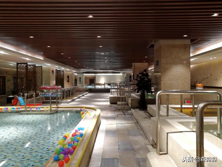 寒冷冬季西安度假新模式：泡溫泉吃火鍋做SPA