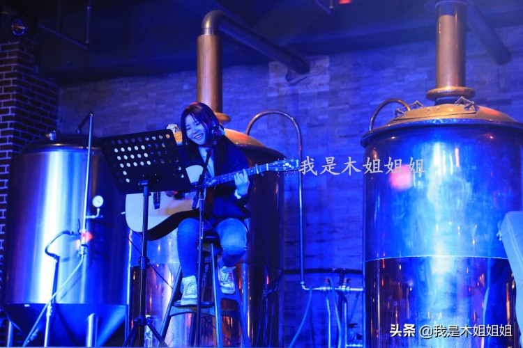 打卡西安網(wǎng)紅溫泉酒店吃大餐泡澡過夜一百多全搞定