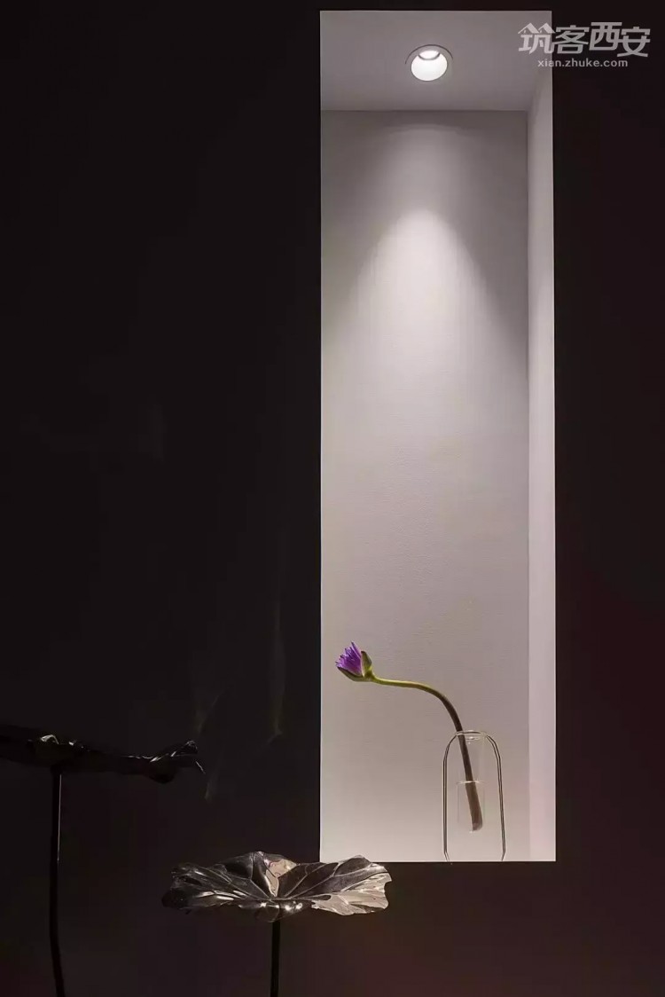 中午開門凌晨歇業/在西安來這里的人都舒展了