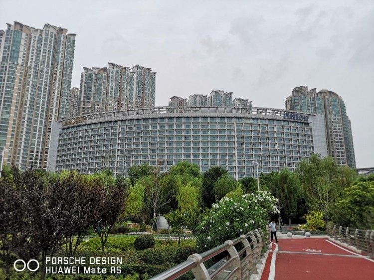 下關之星～南京世茂濱江希爾頓酒店入住報告