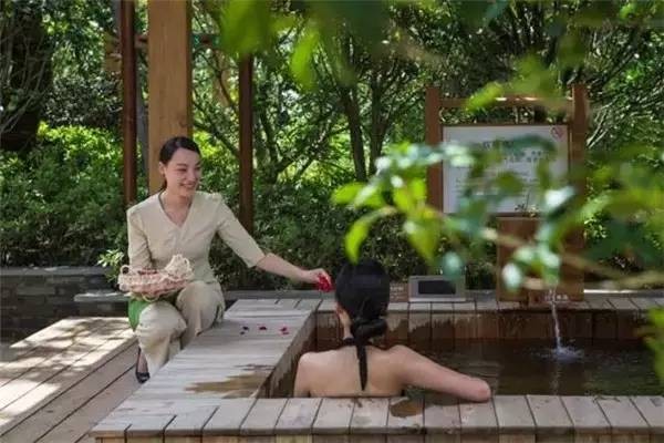 女人節(jié)半天假去哪享受這些地方半價免費任你選！