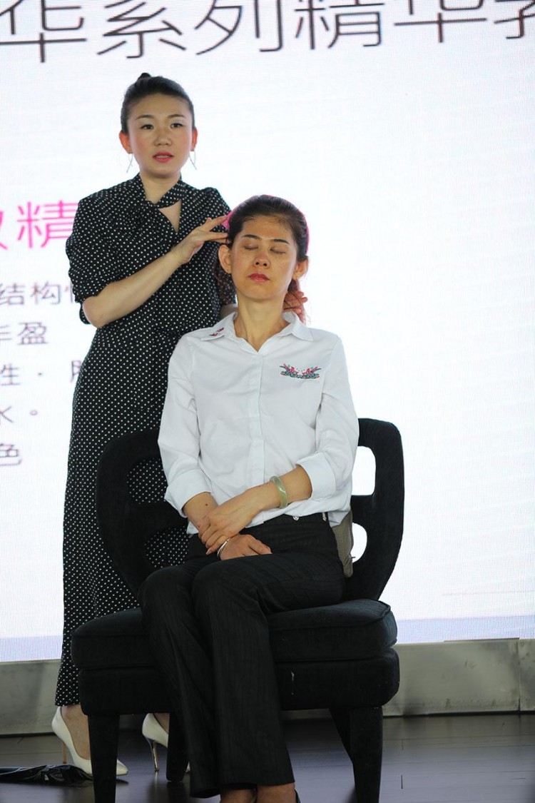 瑜悅之動為美至高！為高瑜伽入駐大連君悅酒店！