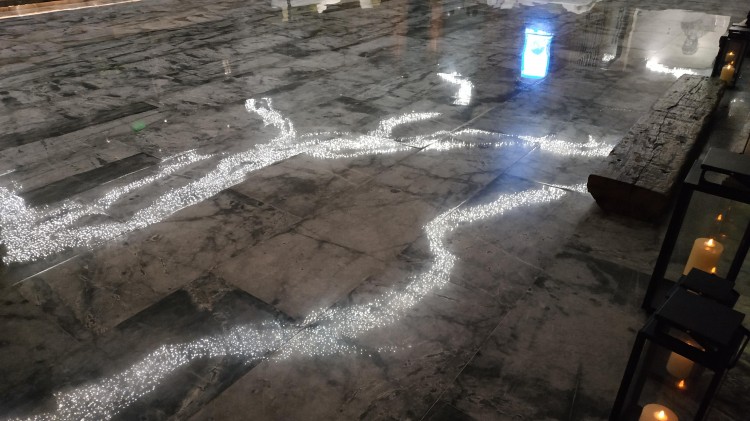 夜泡溫泉體驗(yàn)記：穿錯(cuò)浴袍工作人員協(xié)助搜尋十多分鐘物歸原主