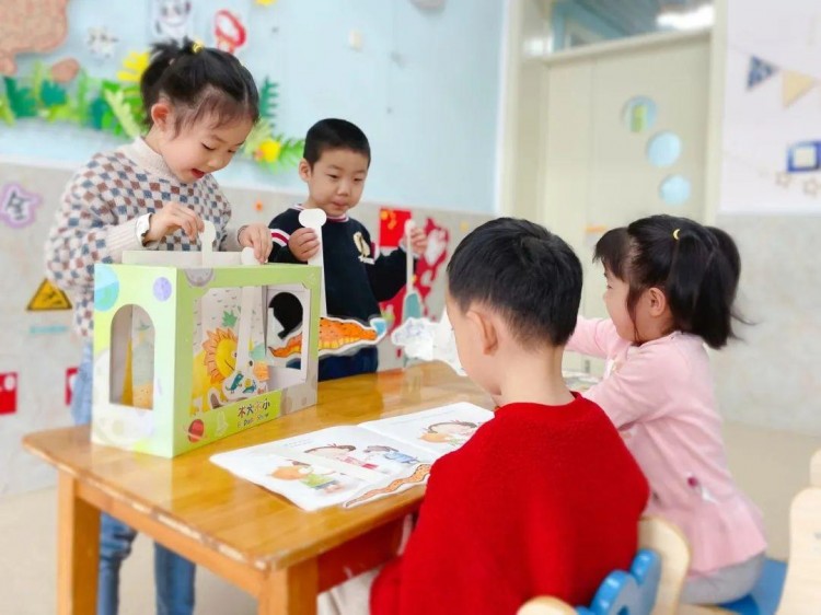 開卷有益來一場(chǎng)讀書spa—濟(jì)南市市中區(qū)樂山幼兒園讀書月主題活動(dòng)