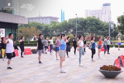 濟(jì)南香格里拉&lululemon共度全球健康日同尋健康生活