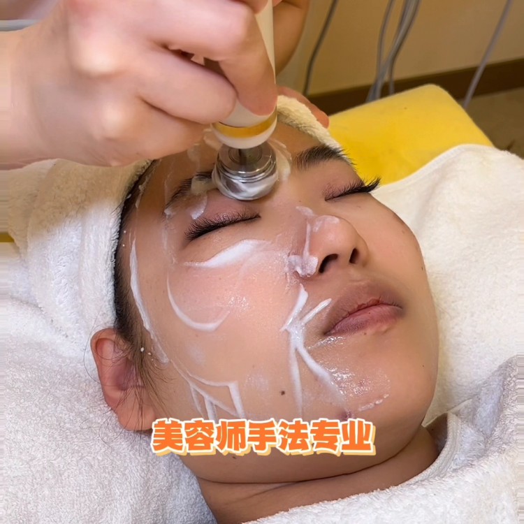 來格莉妮絲享受高端輕奢皮膚管理#spa