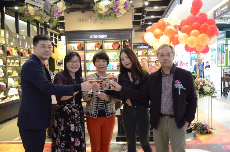 STENDERS施丹蘭南寧新夢百貨旗艦店盛大開幕！讓你沐浴就能做SPA