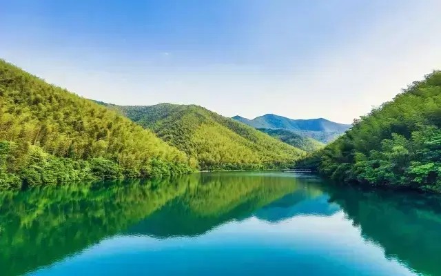 這家一開業就紅透整個江浙滬的度假酒店玩出了真正的中國奢華