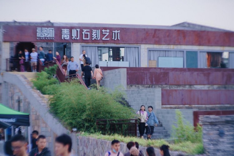 薛之謙唱響溫州！一起暢享甌海約嗎