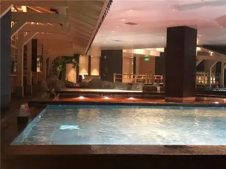 南方游客占領哈爾濱洗浴中心