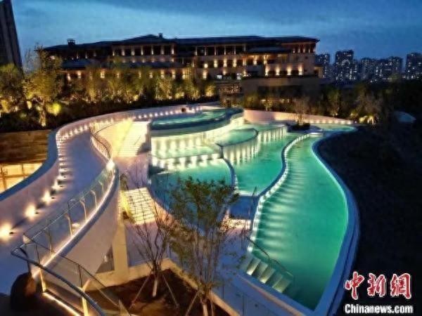 東北部溫泉熱浪：大澡文化驚艷沈陽，小型洗浴中心人氣爆棚
