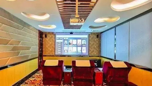 新店｜79塊嗨爆10小時！開啟3000㎡的超級能量屋！