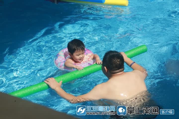 打造特色溫泉度假之城林克斯歡樂溫泉小鎮(zhèn)渠道商簽約大會成功舉行