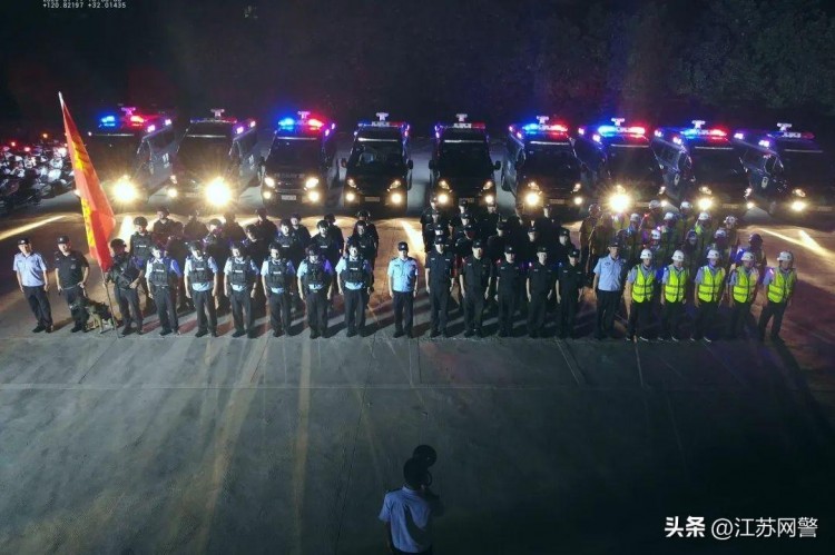 江蘇南通：持續(xù)發(fā)力！崇川公安開展社會(huì)面治安清查第七次集中行動(dòng)