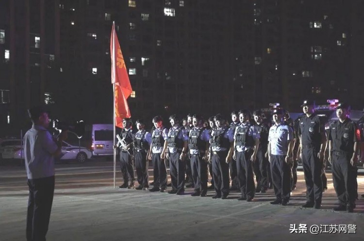 江蘇南通：持續(xù)發(fā)力！崇川公安開展社會(huì)面治安清查第七次集中行動(dòng)