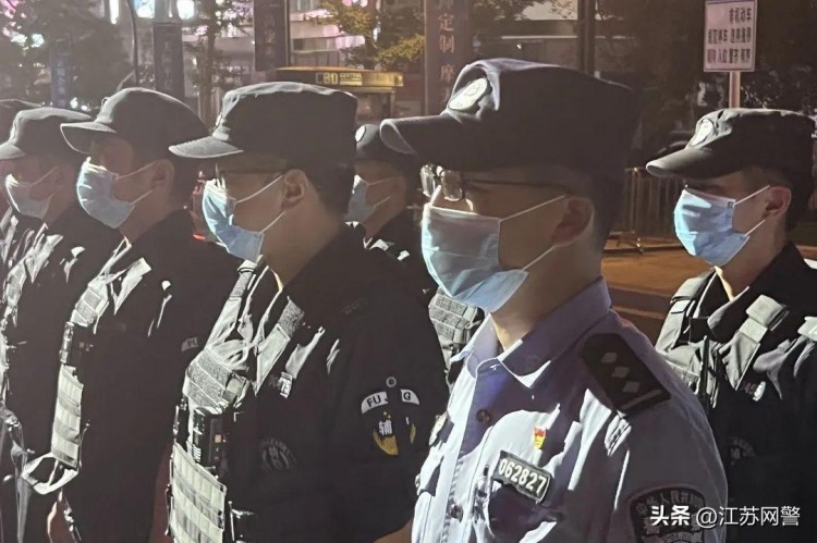 江蘇南通：持續(xù)發(fā)力！崇川公安開展社會(huì)面治安清查第七次集中行動(dòng)
