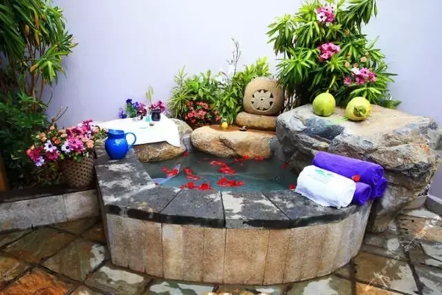 這個季節(jié)溫泉+度假兩相宜泡湯去~~~