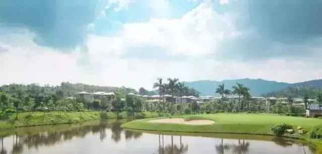 一起逃跑吧！住在頂級(jí)五星級(jí)SPA酒店，世外桃源就是這里！