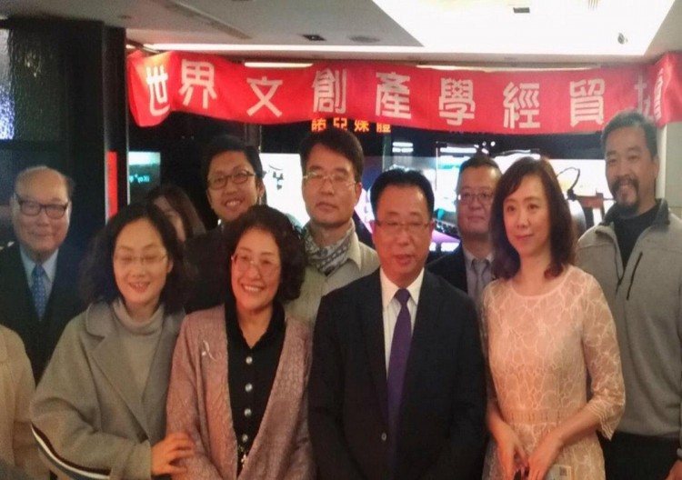 吳慧蓮理事長帶領企業界貨出得去人進得來大家發大財