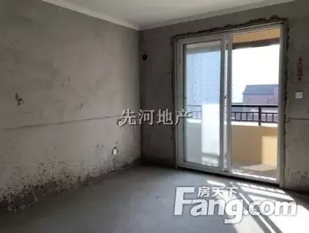 特價(jià)房：綠地世紀(jì)城中間樓層三房?jī)蓮d房東急售