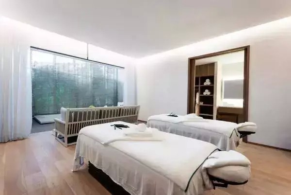 把游樂場搬進酒店！三亞艾迪遜嘆花園水療Spa玩攀巖賽車場！