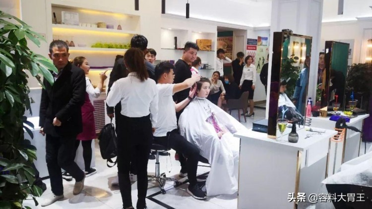 抖音上的Tony老師能換頭榆林這家店也可以！
