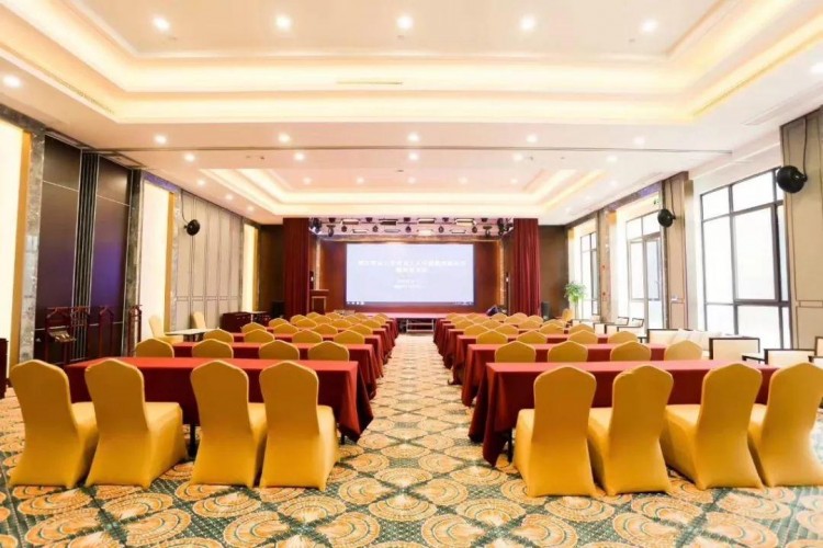 金華百萬職工掛念的一項實事工程完成明天開業迎客