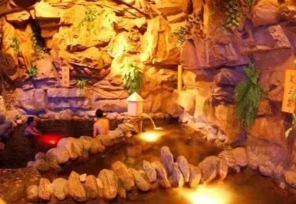 豐樂園熱帶雨林溫泉水療館溫暖全身