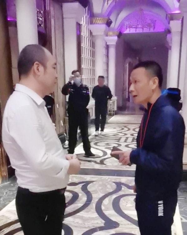 添亂!九江市區一娛樂會所違規擅自經營被查處