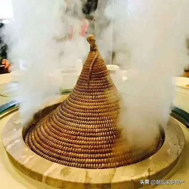 揭陽這家汽雞被瘋狂翻牌吃雞前還要做