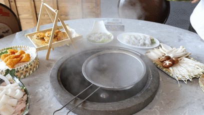 揭陽這家汽雞被瘋狂翻牌吃雞前還要做