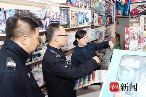 江陰新橋:掃黃打非在路上營造文明新風尚