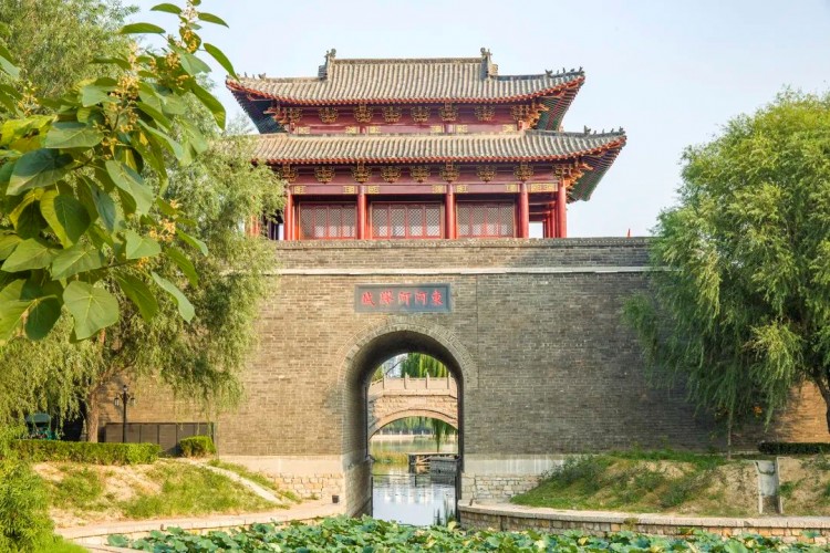 我家門前有條河我言秋日勝春朝聊城入秋養(yǎng)生休閑指南請查收！