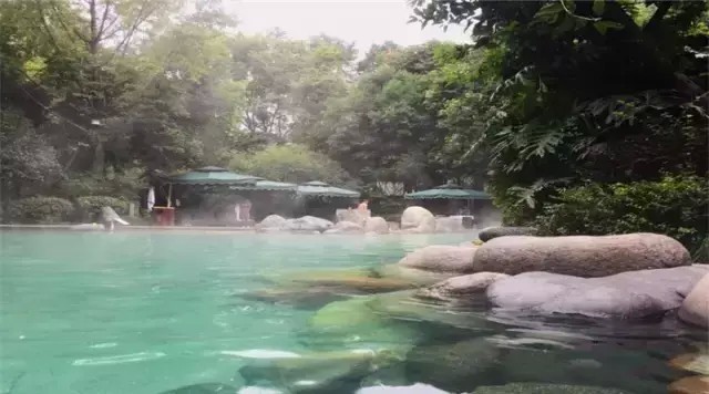 暖洋洋過冬天成都周邊這17個溫泉巴適慘了！