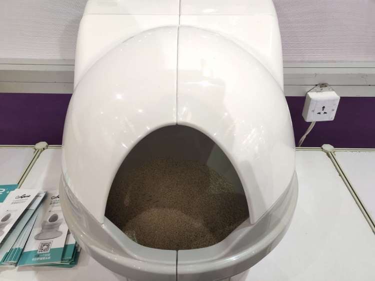 漫威聯名款牽引繩寵物SPA全自動貓廁所…寵博會養寵神器了解一下