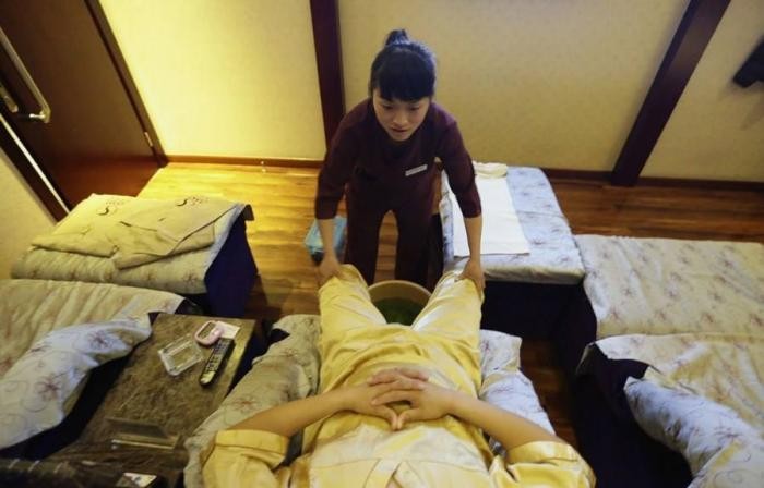 按摩女技師與小伙相識2月閃婚：愛情來得太快就像龍卷風