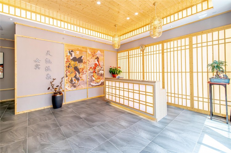 肇慶新開了家溫泉度假酒店全日式風格房間都有私家大泡池贊