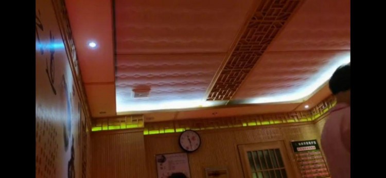 九月份在青海省西寧市一家洗浴理療中心洗了個澡