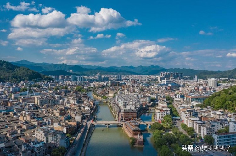 住在龍巖最高的酒店三天兩夜游這樣安排