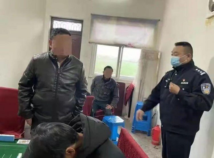棋牌室旅店網(wǎng)吧……請注意蕪湖公安在嚴(yán)格巡查