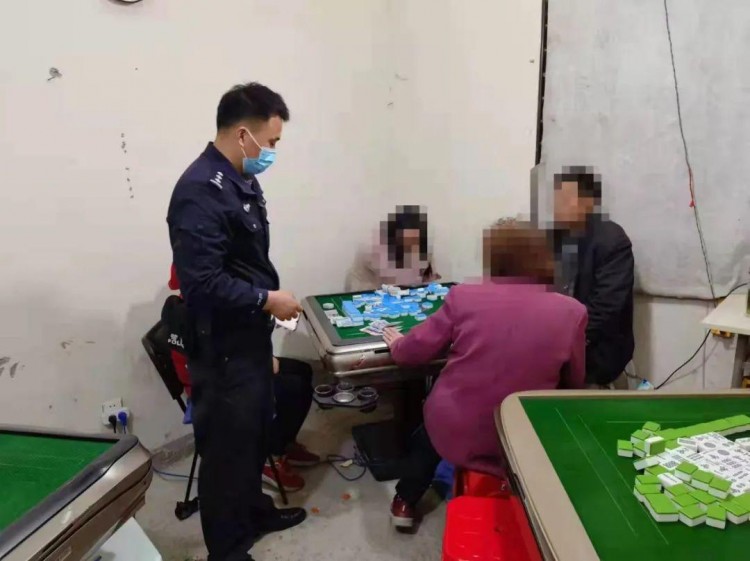 棋牌室旅店網(wǎng)吧……請注意蕪湖公安在嚴(yán)格巡查