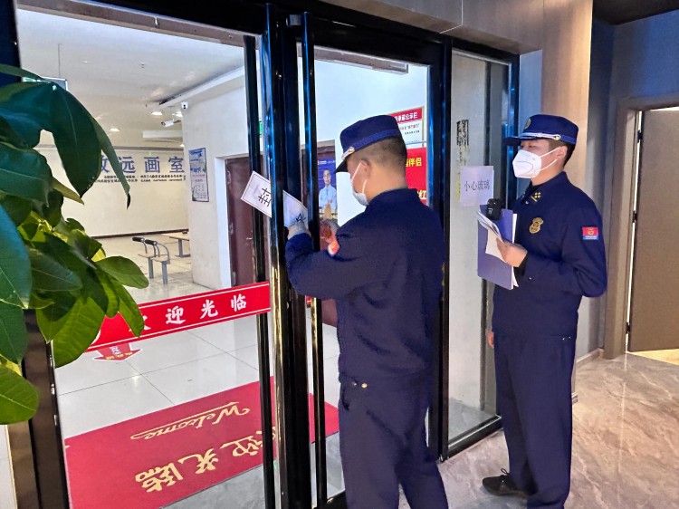 湖北襄陽：消防對轄區(qū)一家足浴場所依法臨時(shí)查封